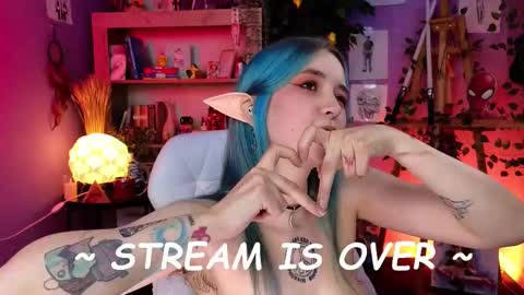 Violett online show from February 12, 2025, 8:07 pm