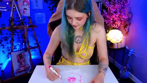 Violett online show from March 12, 2025, 7:49 pm