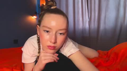 Snapshot of anna_kare chatting on February 25, 2026, 6:56 am Anna online show from February 25, 2026, 6:56 am