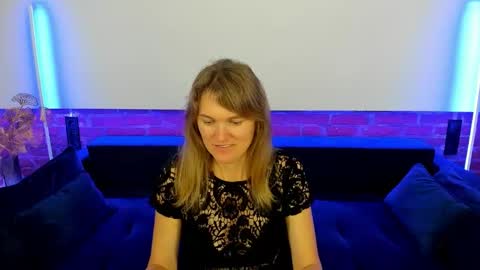 Snapshot of annabel_xxx chatting on October 13, 2025, 4:07 pm Annabel online show from October 13, 2025, 4:07 pm