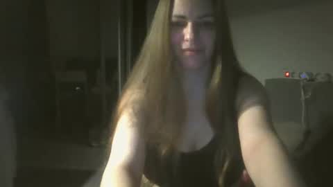 annadiamond1 online show from October 8, 2025, 10:07 pm