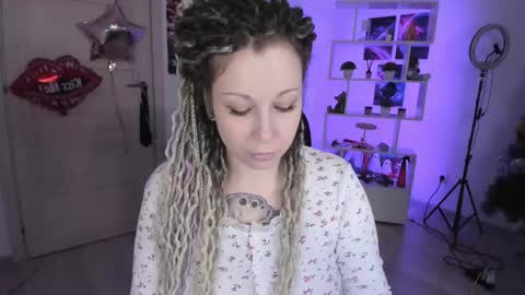 Anna online show from November 5, 2025, 2:22 am