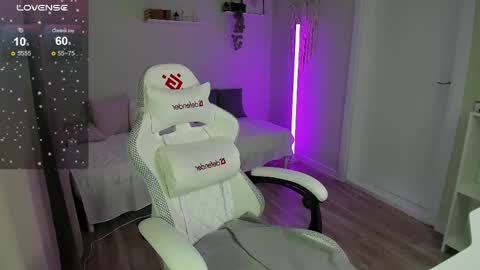 Anna online show from April 17, 2026, 8:50 am