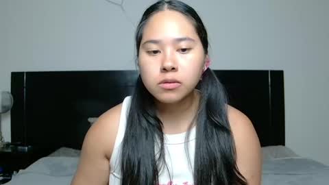 Snapshot of annaxnasty chatting on May 6, 2026, 11:32 pm Anna online show from May 6, 2026, 11:32 pm