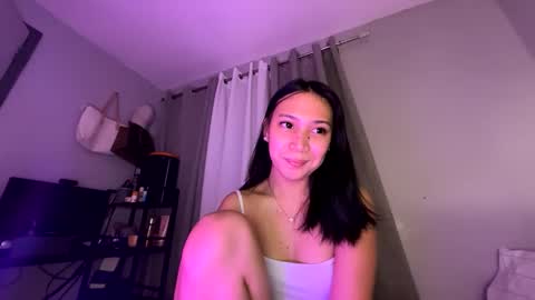anne_chanelx online show from May 25, 2026, 6:58 pm