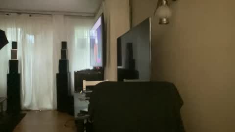 Anne online show from May 15, 2026, 2:51 am