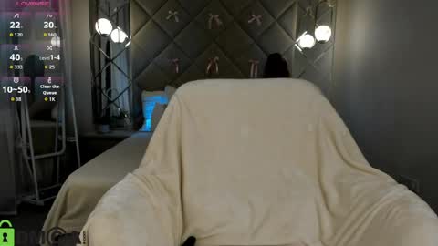 Snapshot of anneta_hart chatting on April 5, 2026, 9:17 am Annet online show from April 5, 2026, 9:17 am