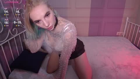 Snapshot of annetenet chatting on February 1, 2025, 10:05 am Annet online show from February 1, 2025, 10:05 am