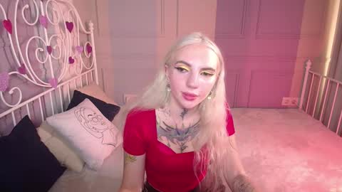 Snapshot of annetenet chatting on February 12, 2025, 10:35 am Annet online show from February 12, 2025, 10:35 am