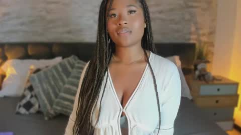 Snapshot of anneth__m chatting on April 25, 2026, 7:44 pm Anneth online show from April 25, 2026, 7:44 pm