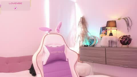 Angel online show from April 19, 2026, 4:50 pm