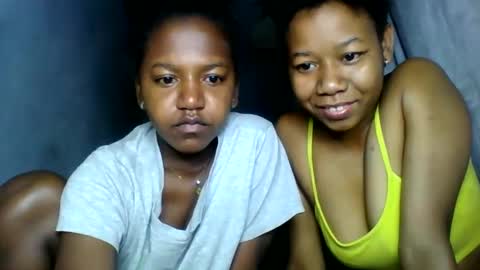 Snapshot of annick98 chatting on February 14, 2026, 12:07 am annick98 online show from February 14, 2026, 12:07 am