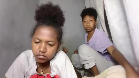 Snapshot of annick98 chatting on February 23, 2026, 9:17 am annick98 online show from February 23, 2026, 9:17 am