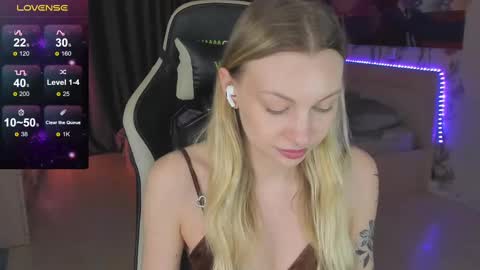 Annie online show from March 12, 2025, 4:41 am