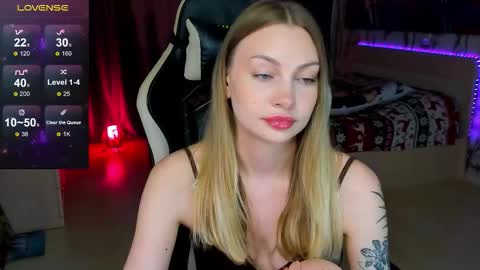 Annie online show from October 3, 2025, 6:54 am