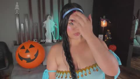 annie_barozzi online show from October 31, 2025, 2:51 pm