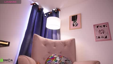 Annie online show from February 9, 2026, 2:21 pm