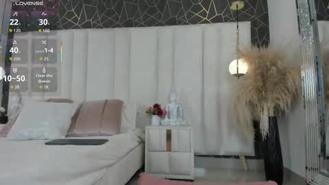 im annie   online show from February 13, 2026, 1:07 pm