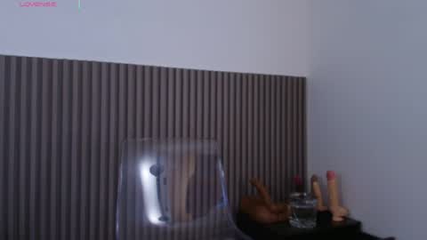 Annie online show from April 11, 2026, 7:40 pm