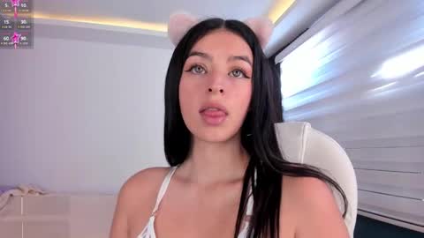 Annie Roberts online show from January 12, 2025, 9:19 pm