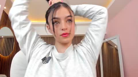 Annie Roberts online show from March 1, 2025, 11:39 am