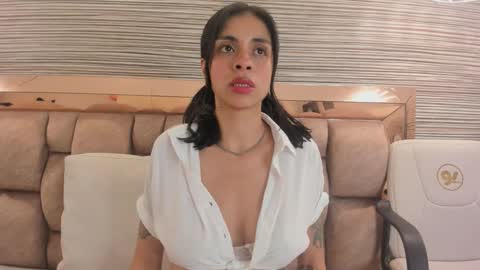 Snapshot of annie_shine_ chatting on February 20, 2026, 11:54 am ANNIE online show from February 20, 2026, 11:54 am