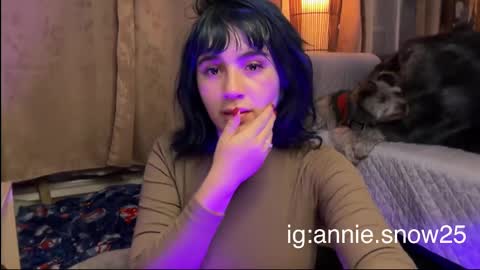 JEANNE no olvides seguirme dont forget follow me  uu online show from March 1, 2025, 12:39 am