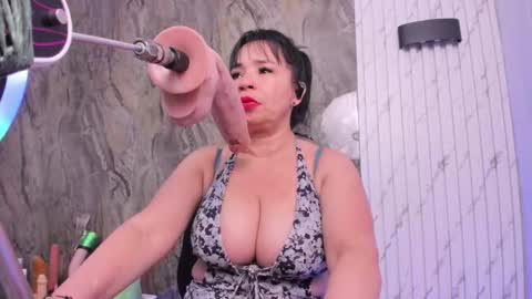 annie_wigg_ online show from November 30, 2025, 8:46 pm