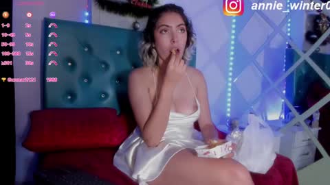 Annie online show from December 31, 2024, 6:27 am