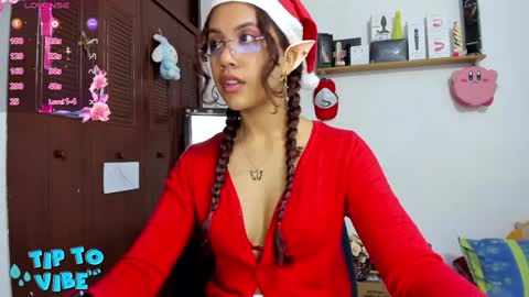 Snapshot of anniecottan chatting on December 11, 2024, 6:47 am Annie cottan online show from December 11, 2024, 6:47 am