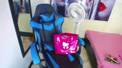 Anniee online show from September 9, 2025, 2:05 pm