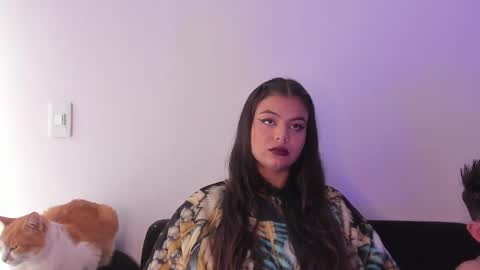 Annie  Alex online show from February 8, 2025, 2:38 pm