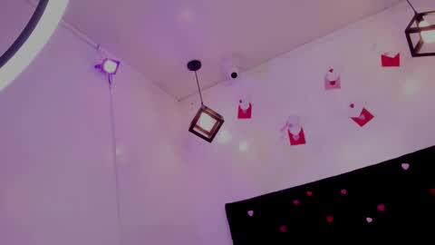 Annie Evans  online show from February 13, 2026, 7:04 am