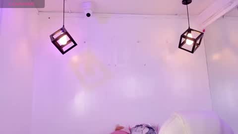 Annie Evans  online show from March 25, 2026, 3:34 am