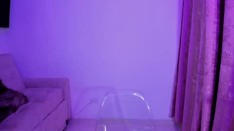 Snapshot of annika_03 chatting on October 31, 2025, 2:12 am Gise. online show from October 31, 2025, 2:12 am