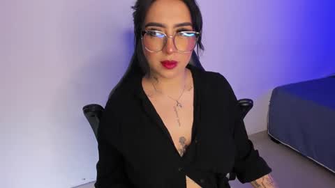 Snapshot of annikamerliahh_ chatting on September 24, 2025, 5:33 am Annika online show from September 24, 2025, 5:33 am