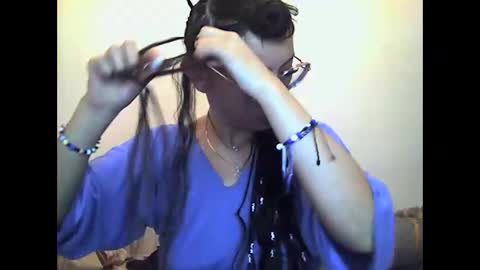 1AngiieMora999 online show from January 3, 2025, 5:06 am