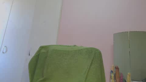 annitsx online show from February 1, 2025, 11:21 am