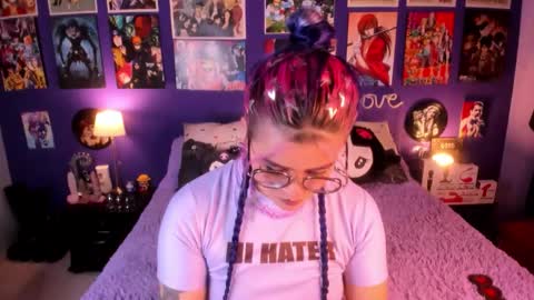      Paty     online show from September 10, 2025, 11:38 pm