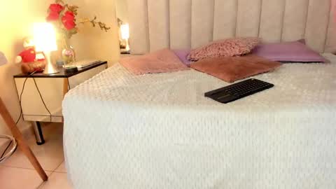 ANNY  online show from May 11, 2026, 2:45 pm
