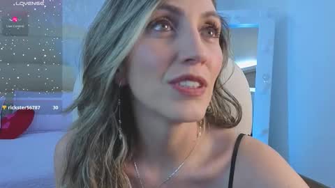 Anny online show from March 19, 2026, 11:58 am