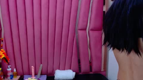 Anny online show from February 6, 2025, 12:59 pm