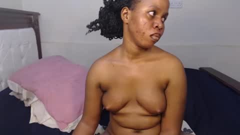 Snapshot of annybecca chatting on December 29, 2024, 7:53 pm Anny online show from December 29, 2024, 7:53 pm