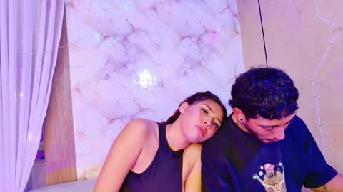 annyeli_bigtits online show from January 11, 2026, 1:10 am