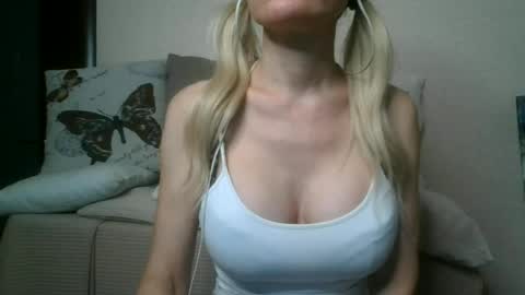 annypat online show from June 20, 2026, 1:41 am