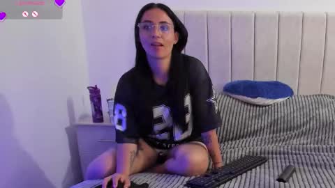 Anny online show from February 24, 2026, 11:25 pm