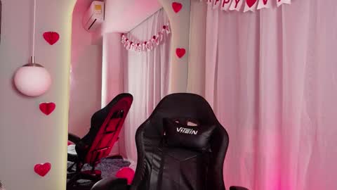 Snapshot of annyy_johnson chatting on February 15, 2026, 8:46 am Anny online show from February 15, 2026, 8:46 am