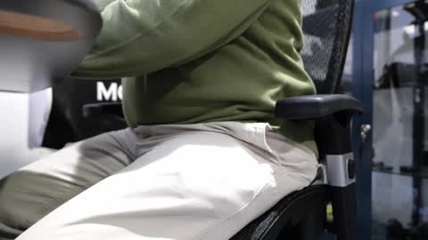 D online show from February 17, 2025, 1:32 pm