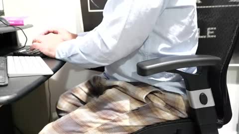 D online show from November 24, 2025, 2:17 pm