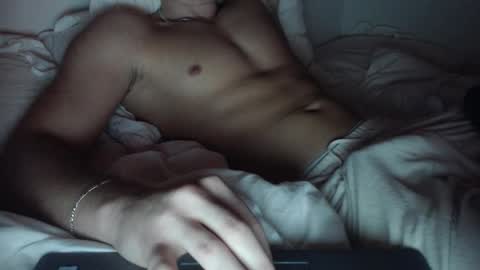 Fitanony13 online show from November 8, 2025, 4:40 pm